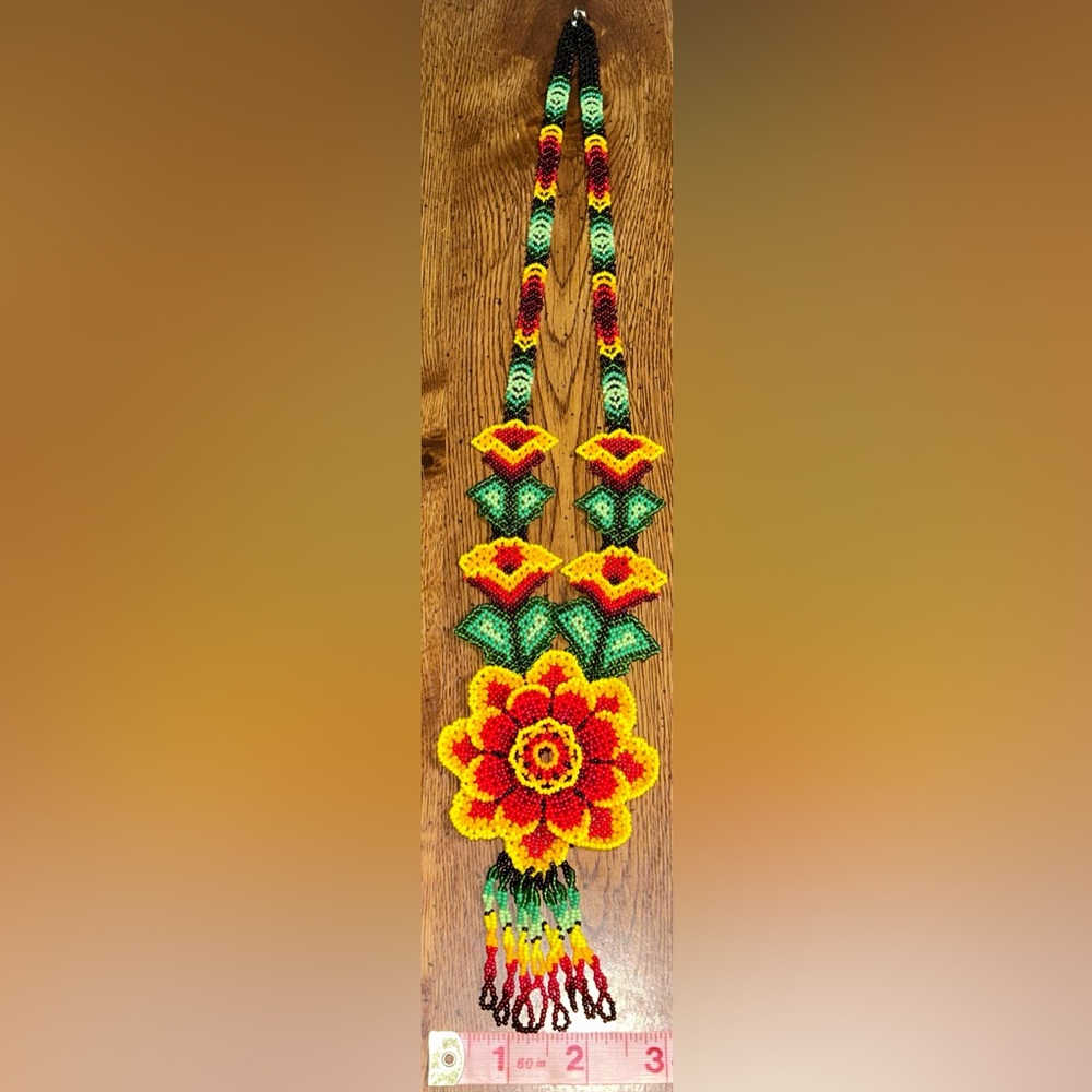 Artisan 3D Flower Blooming Sequence Glass Seed Bead Necklace - Picture 7 of 9